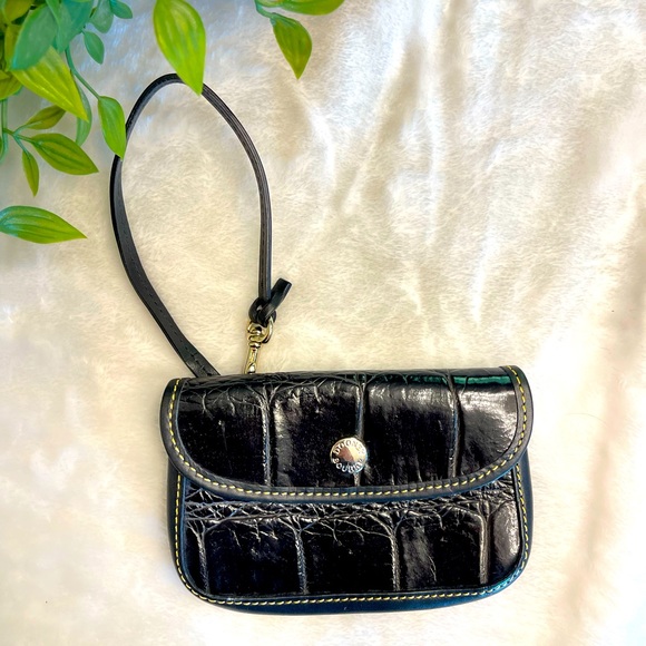 Dooney & Bourke Handbags - DOONEY & BOURKE Small Black Leather Snap Wristlet